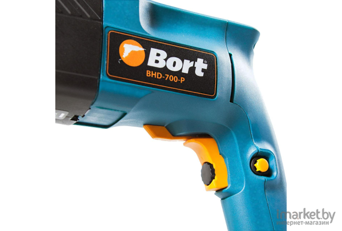 Перфоратор Bort BHD-700-P
